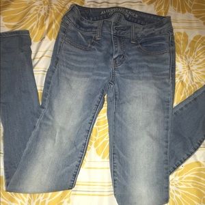 light wash american eagle joggings size 0